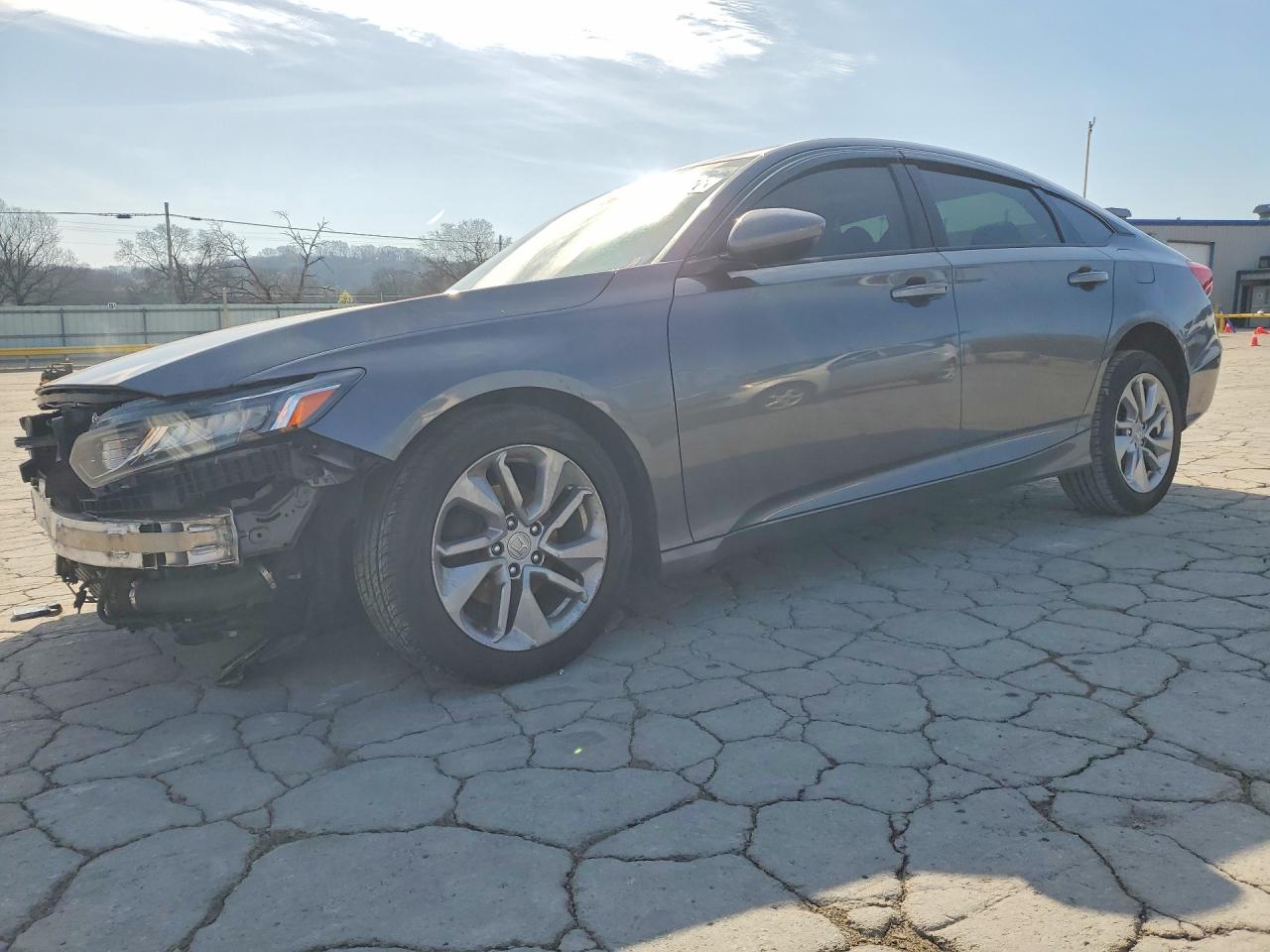 Salvage Honda Accord Image