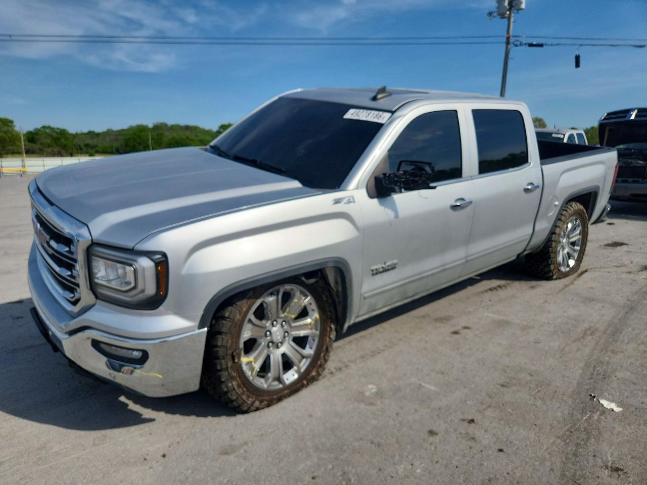 Salvage GMC Sierra Image