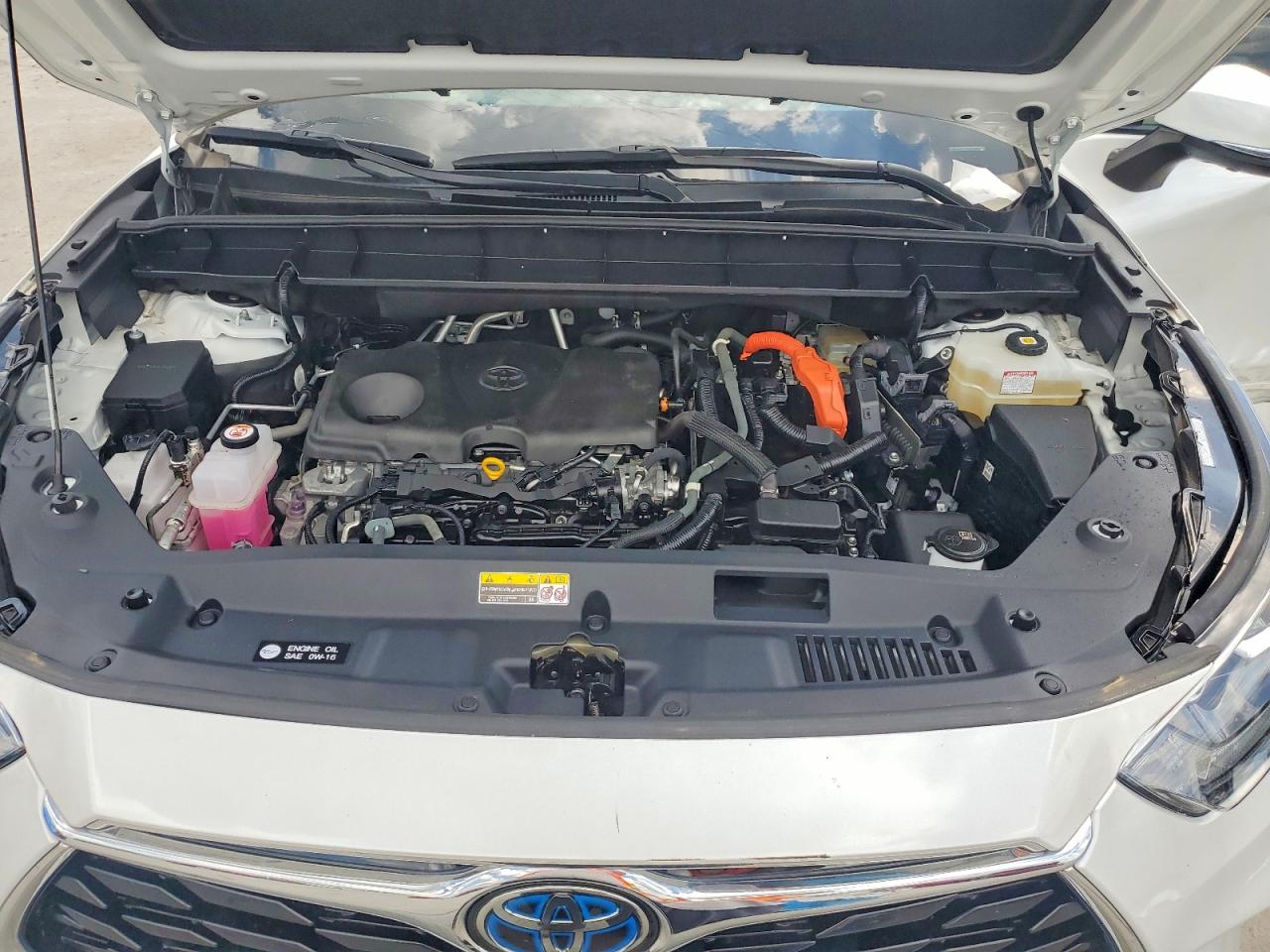 Toyota Highlander Hybrid Platinum
