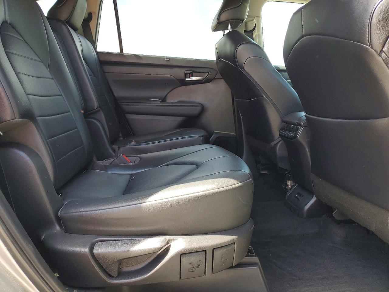 Toyota Highlander Xle