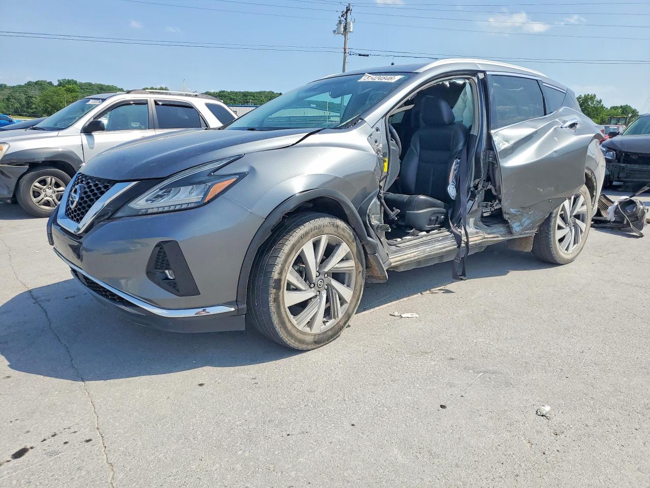 Salvage Nissan Murano Image