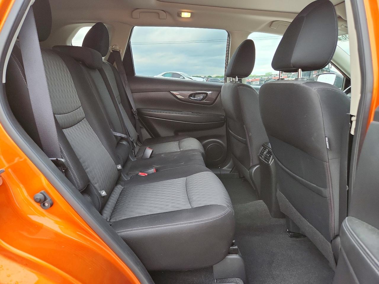 Nissan Rogue Sv