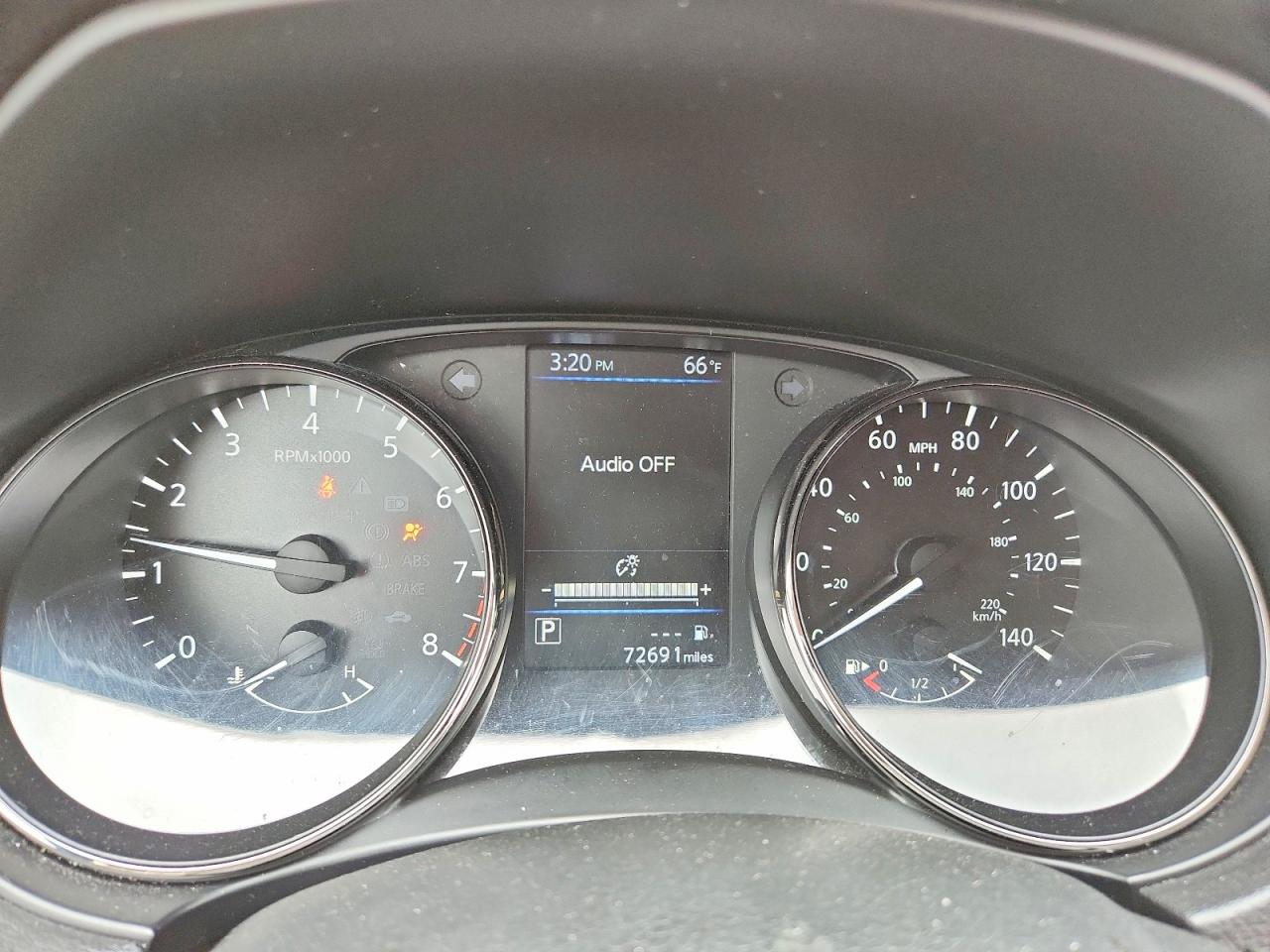 Nissan Rogue Sv