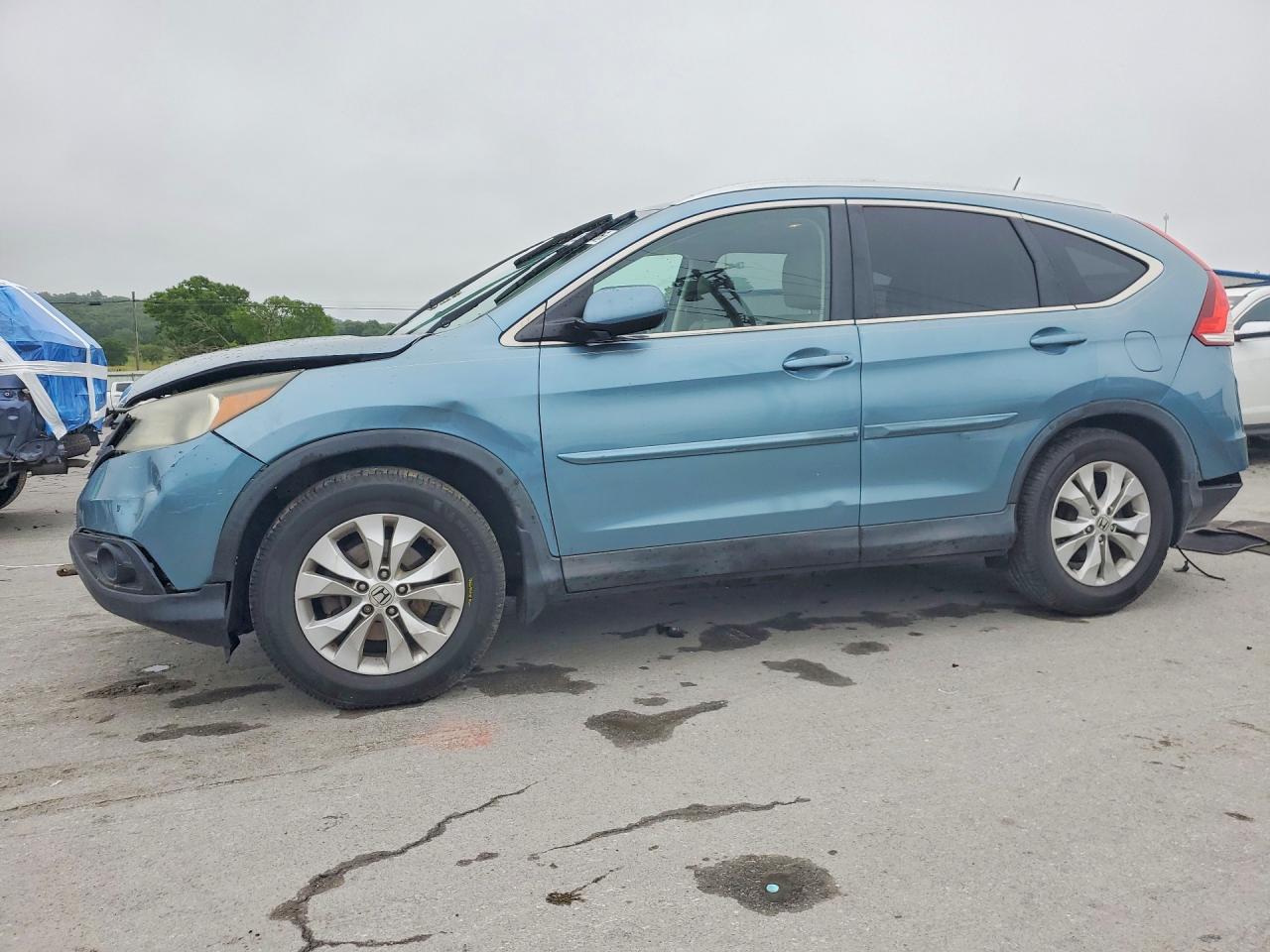 Salvage Honda Crv Image