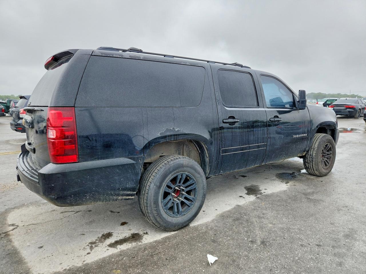 Chevrolet Suburban C1500