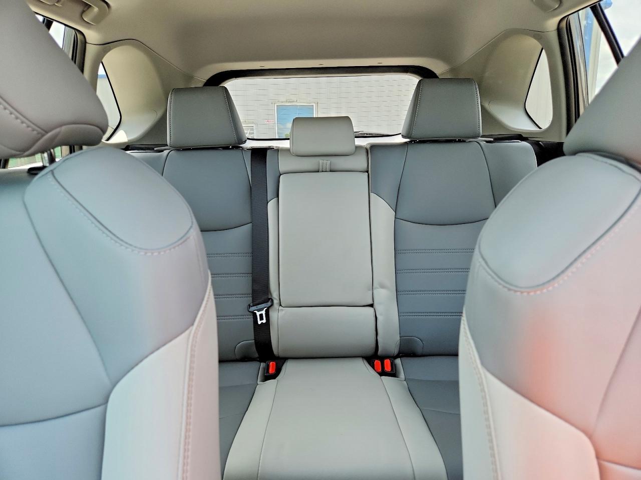 Toyota RAV4 Xle Premium