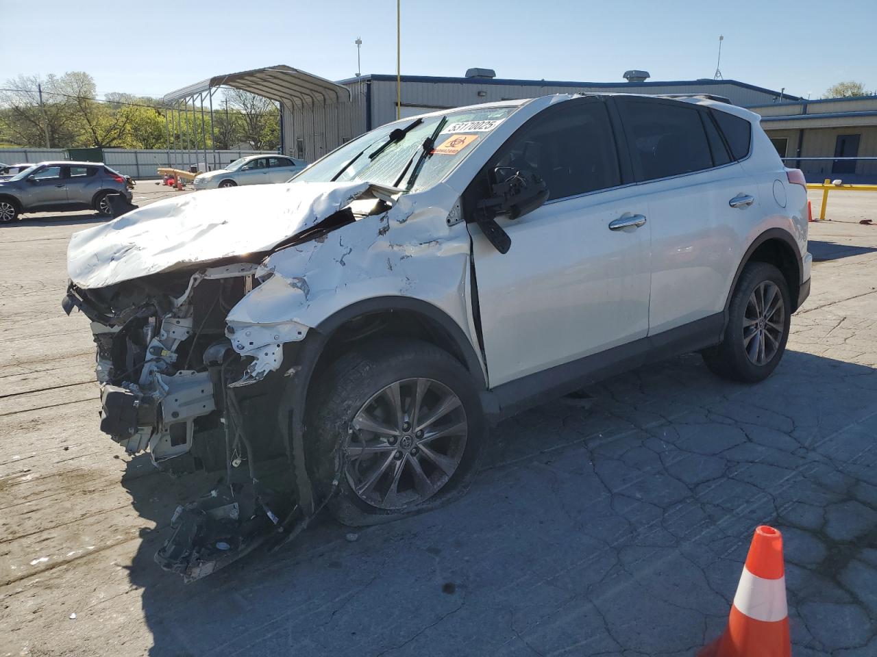Salvage Toyota RAV4 Image