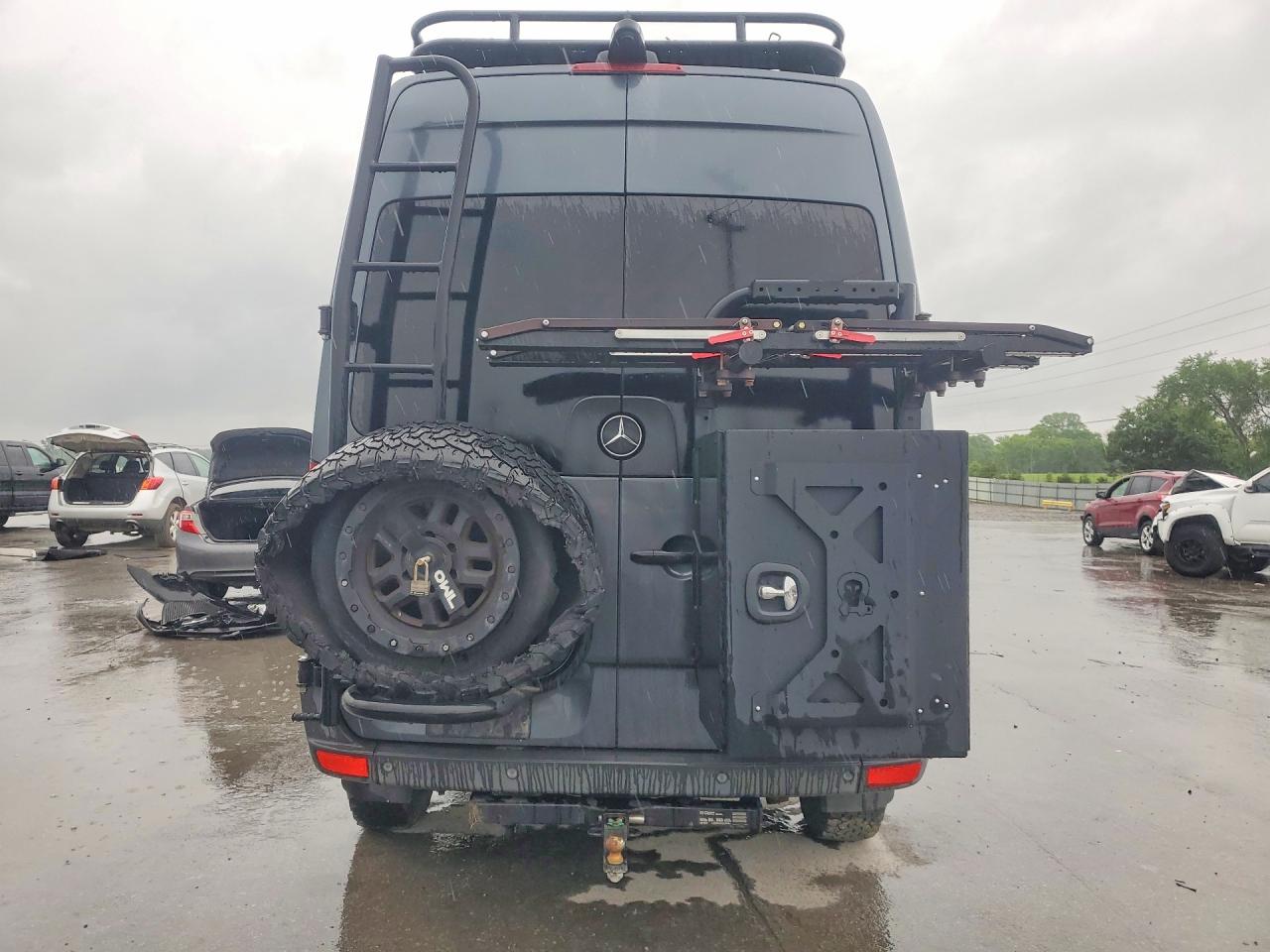 Mercedes-Benz Sprinter 2500