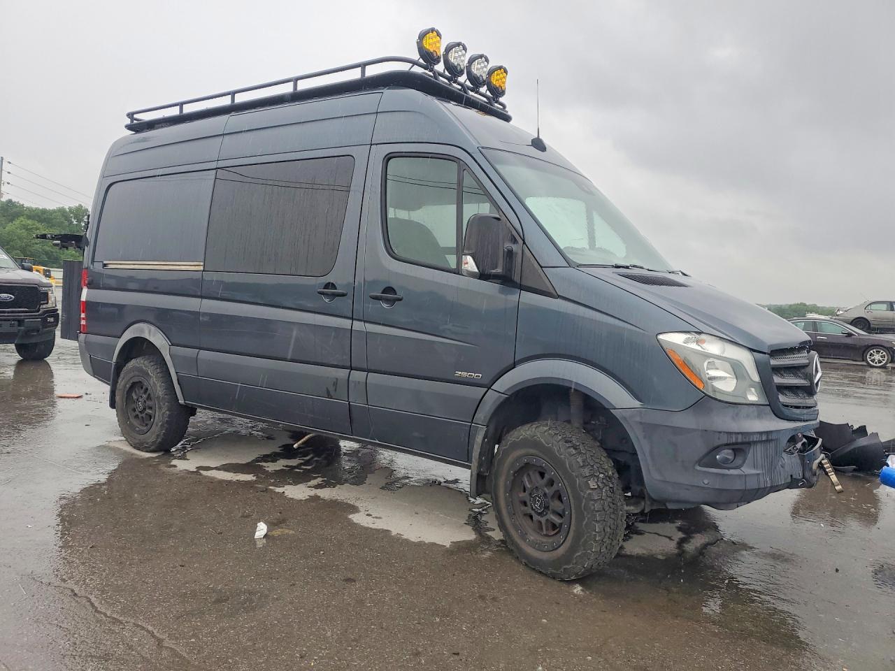 Mercedes-Benz Sprinter 2500