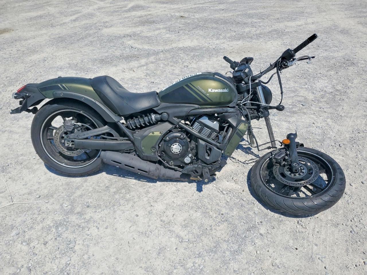 Salvage Kawasaki Ninja 650 Image