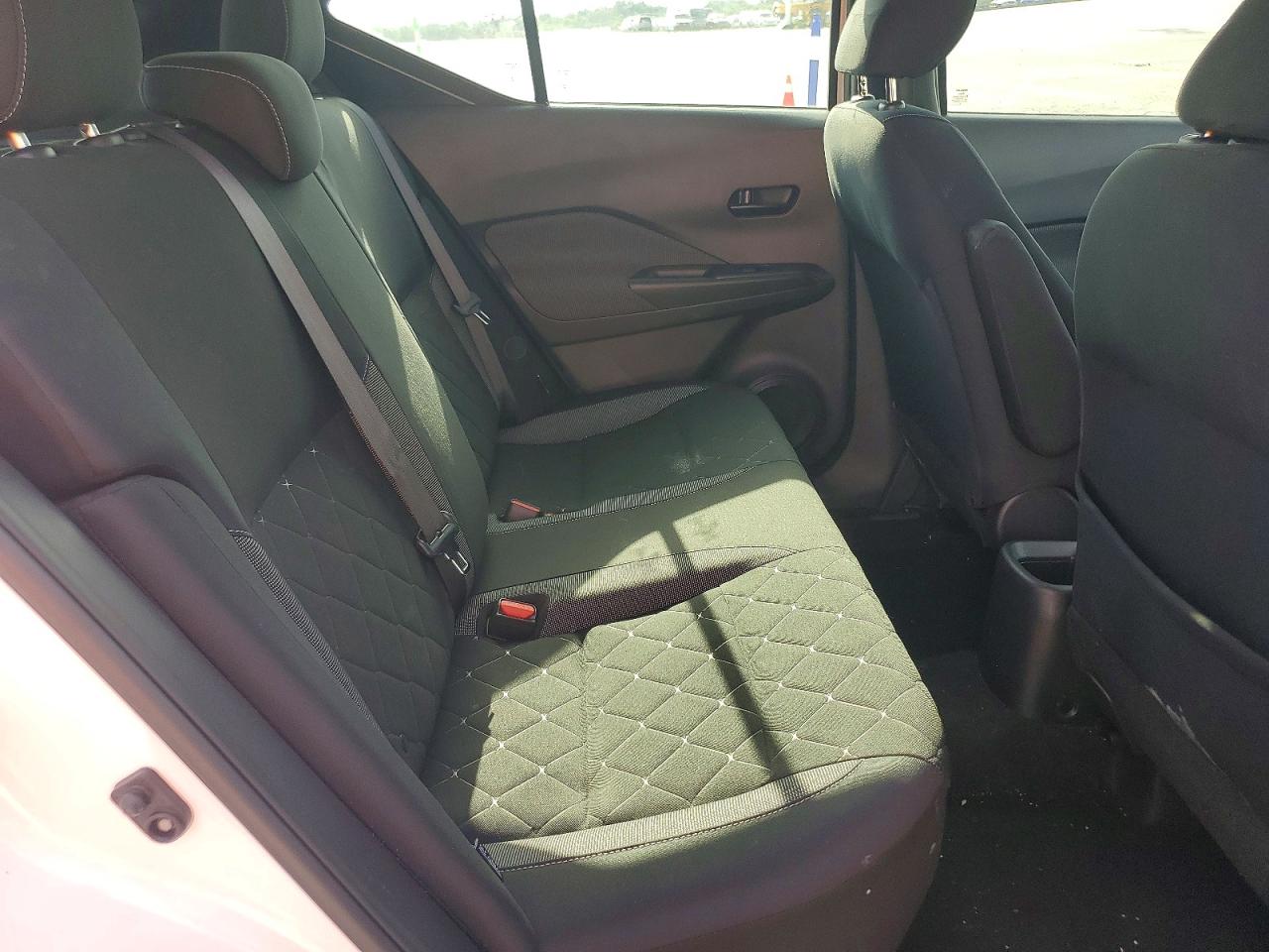 Nissan Kicks S