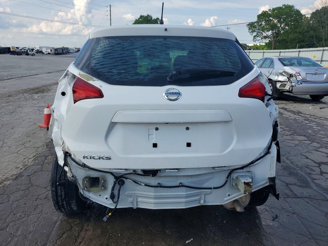 Nissan Kicks S