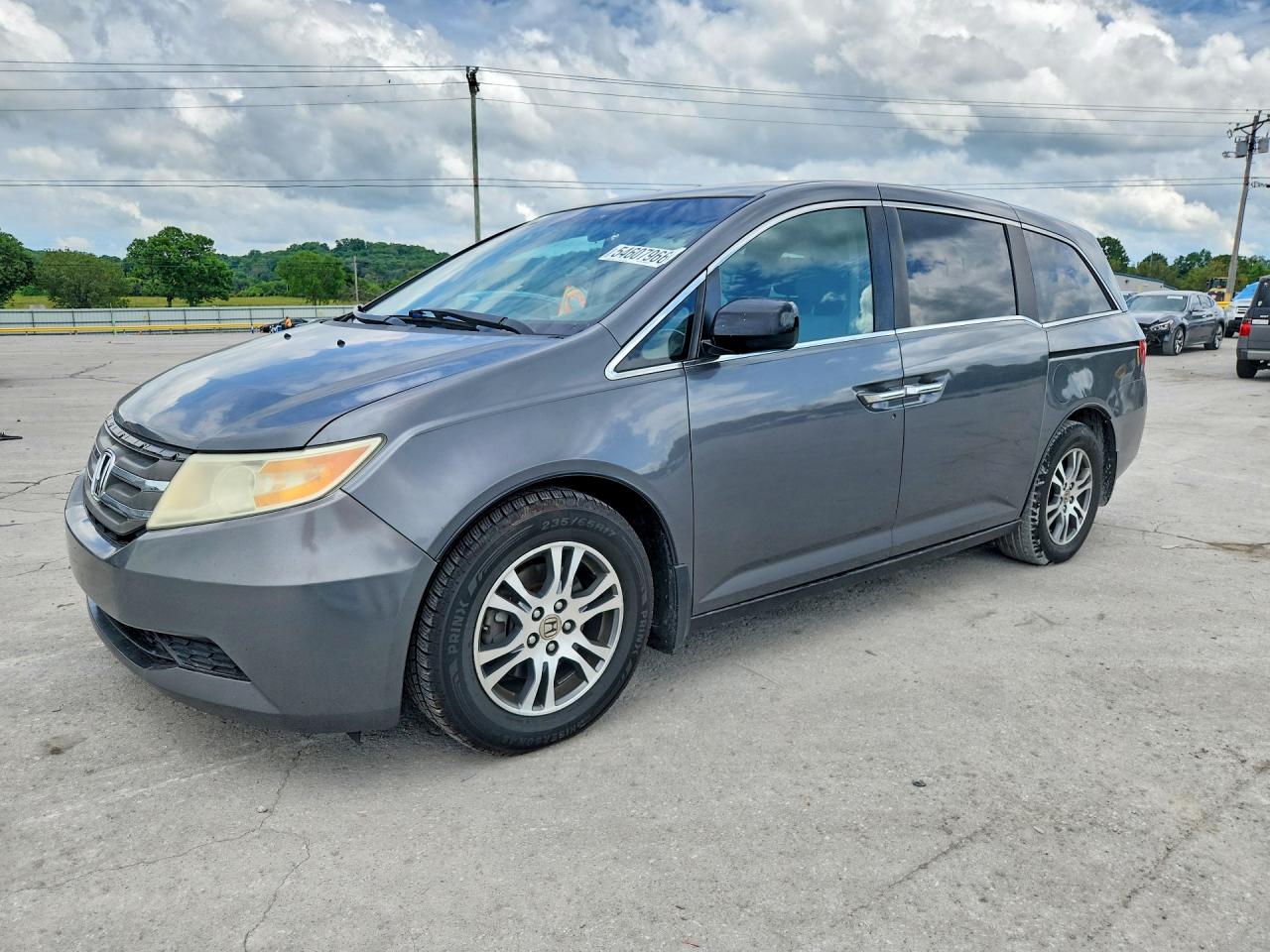 Salvage Honda Odyssey Image
