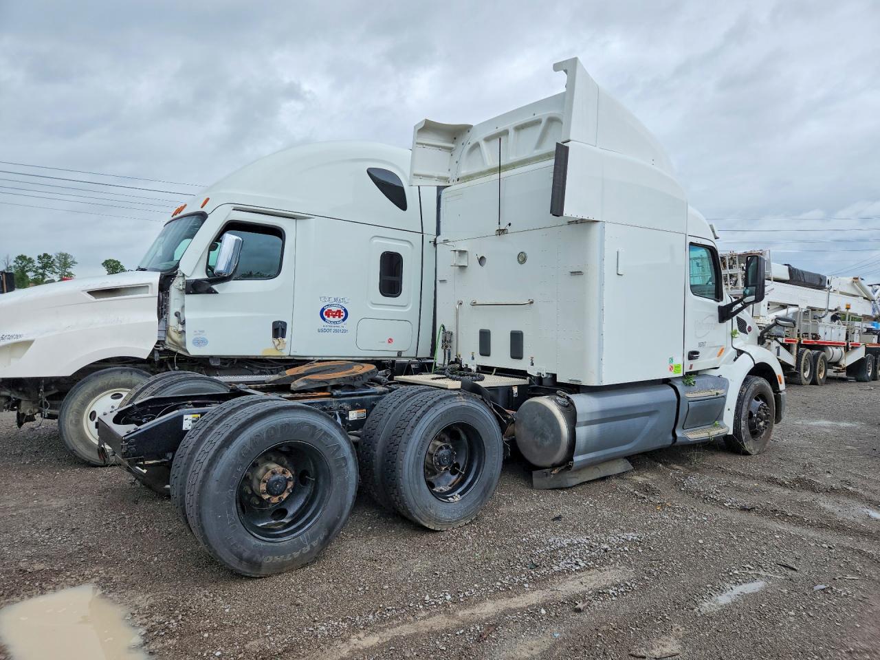 Peterbilt 579