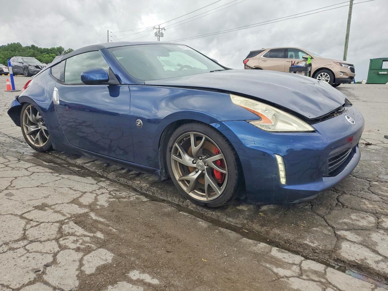 Nissan 370Z Base