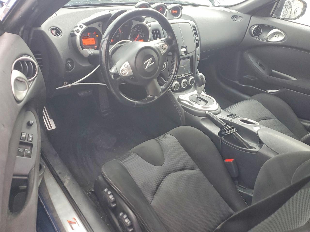 Nissan 370Z Base