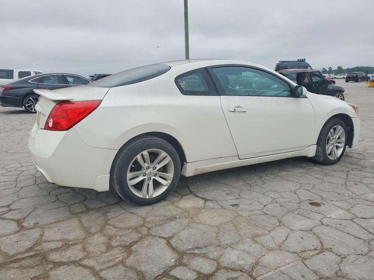 Nissan Altima S