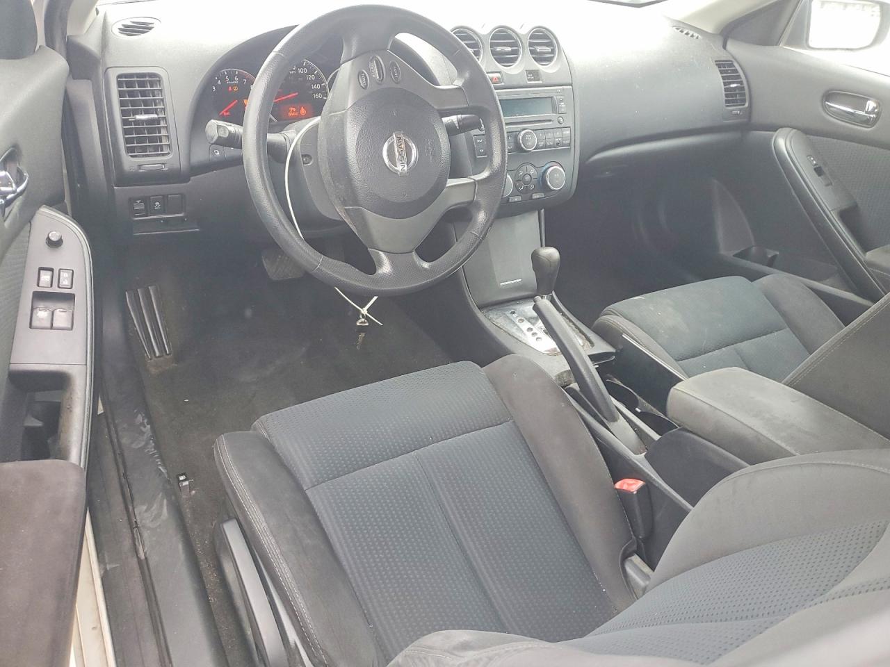 Nissan Altima S