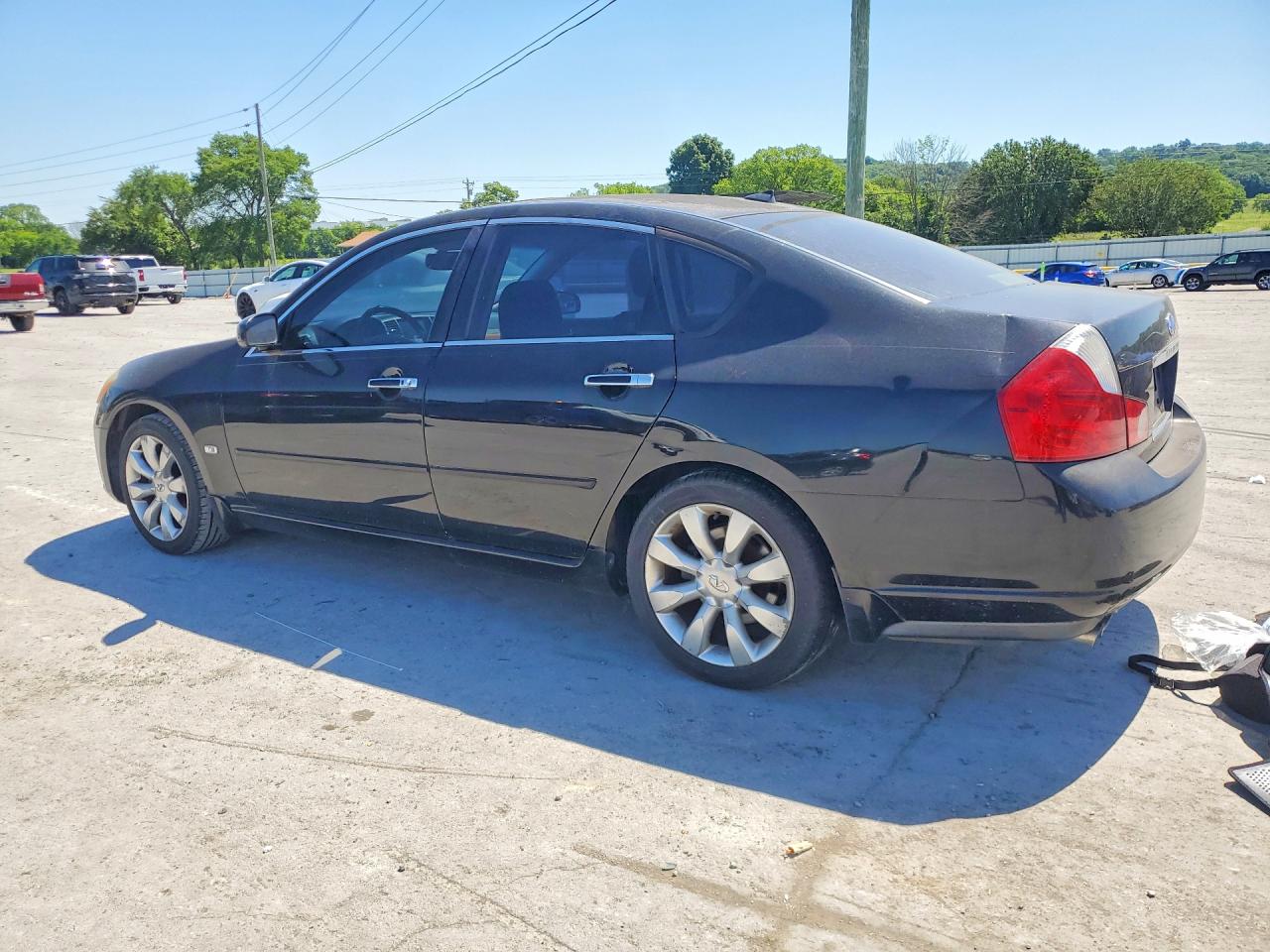 INFINITI M35 Base
