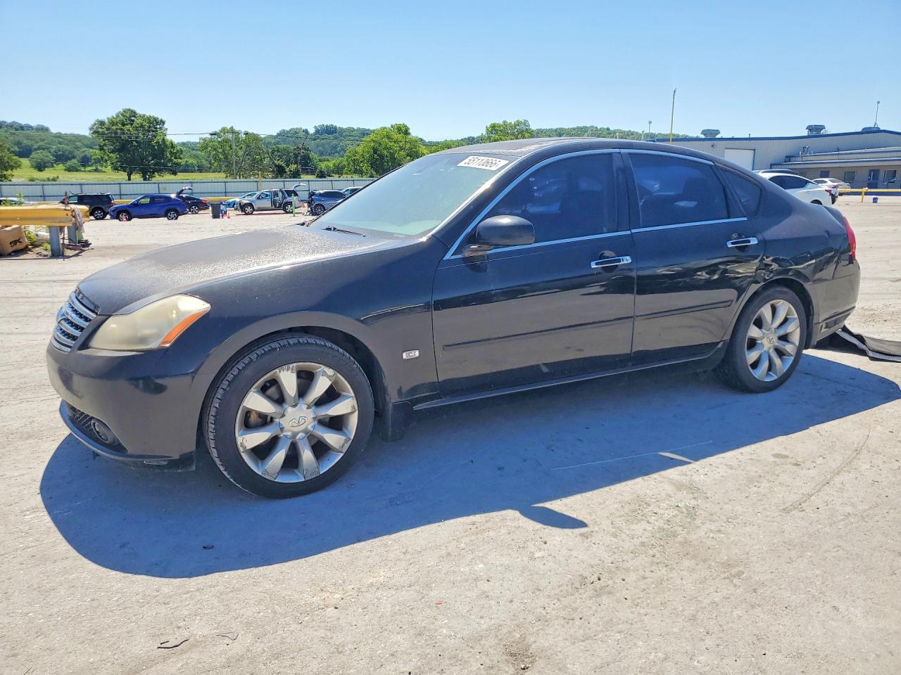 Salvage INFINITI M35 Image