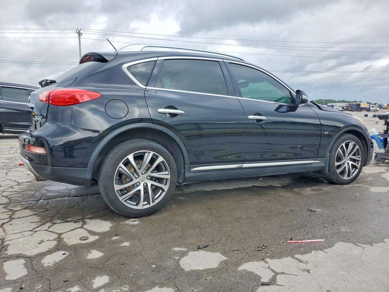INFINITI Qx Base