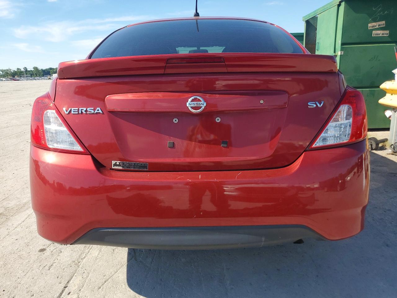 Nissan Versa 1.6 Sv