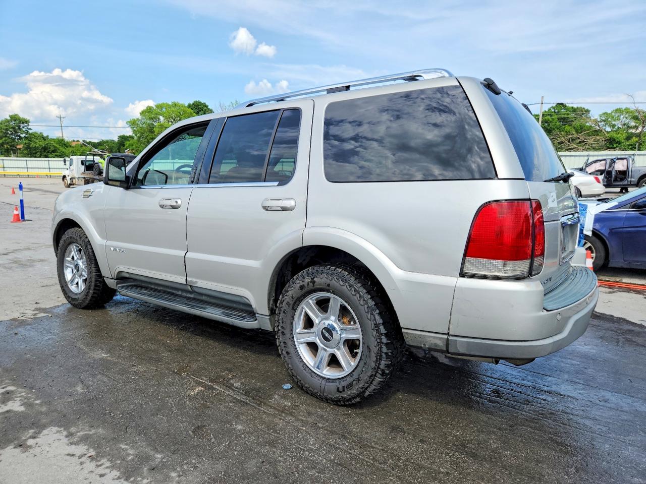 Lincoln Aviator