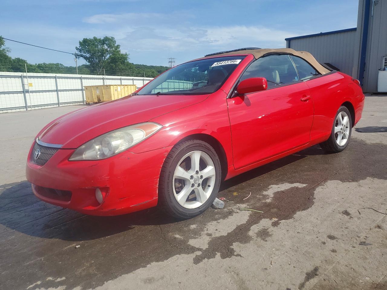 Salvage Toyota Camry Image