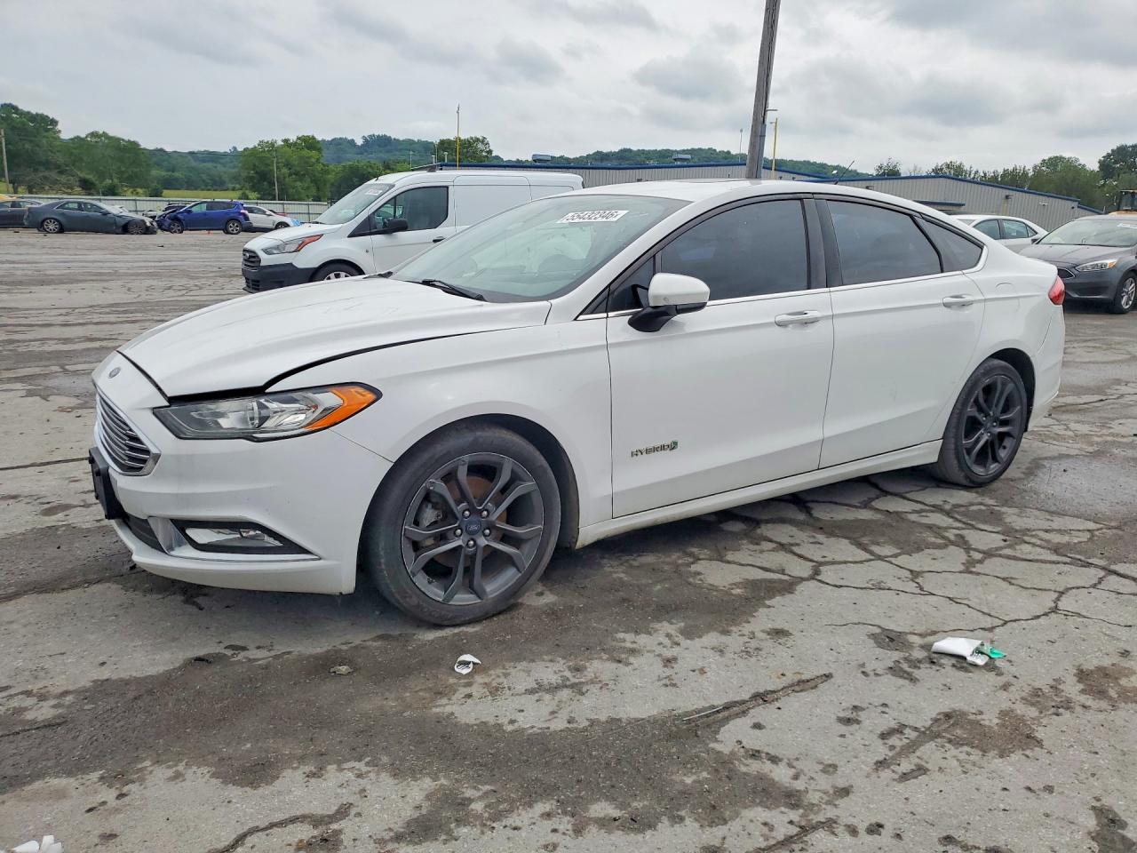 Salvage Ford Fusion Image