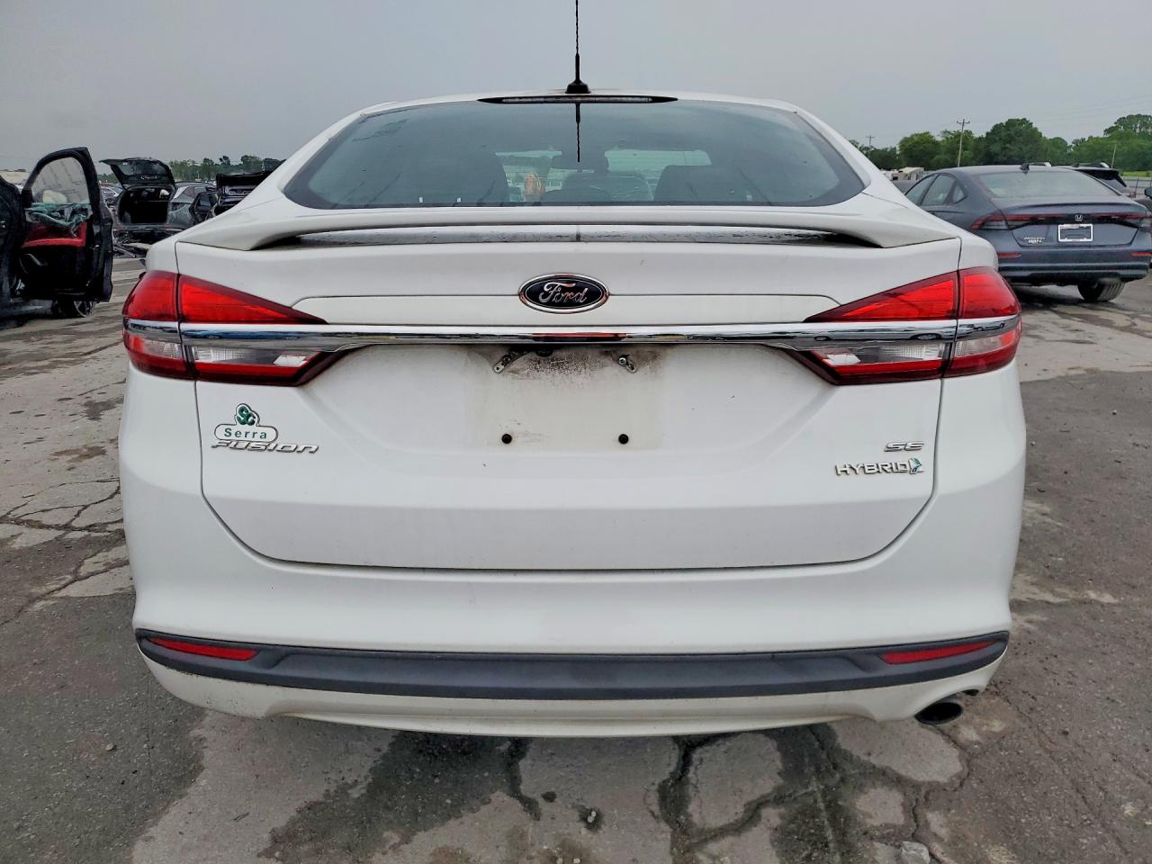 Ford Fusion Se Hybrid