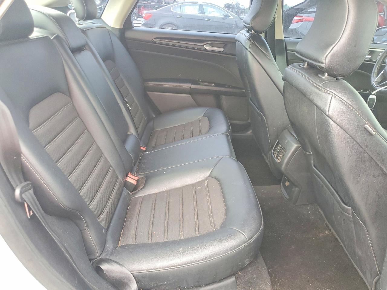 Ford Fusion Se Hybrid
