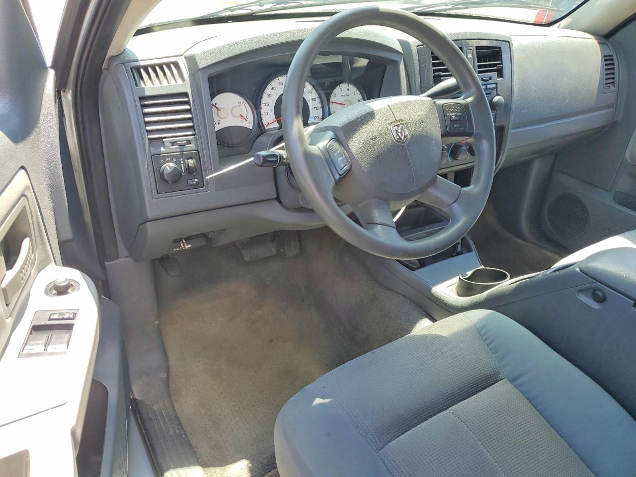 Dodge Dakota St