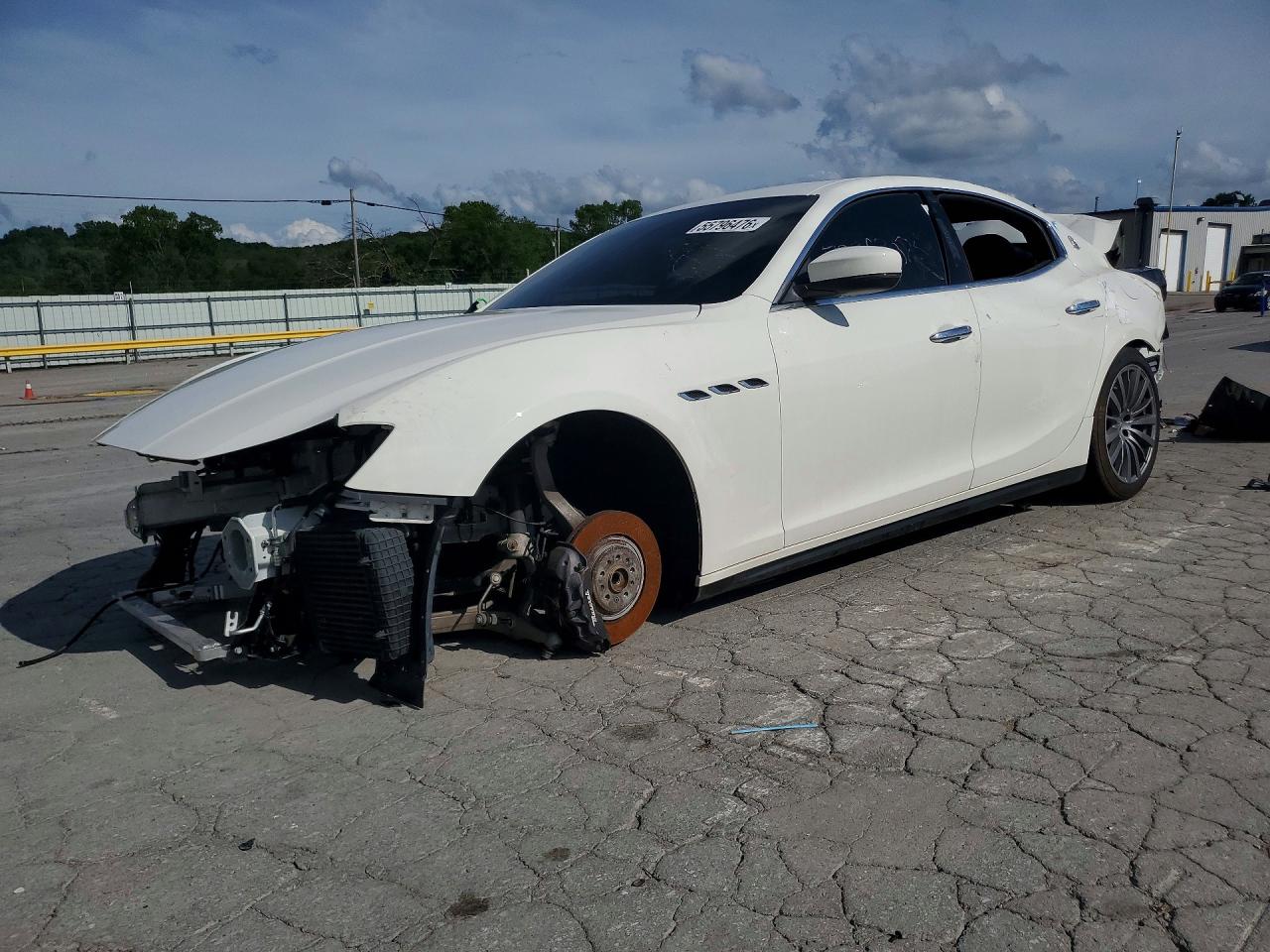 Salvage Maserati Ghibli Image