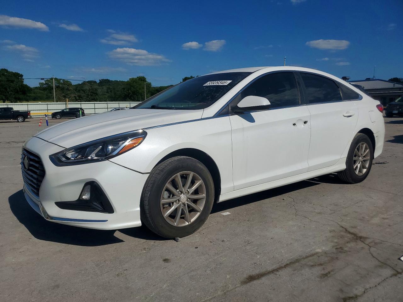 Salvage Hyundai SONATA Image