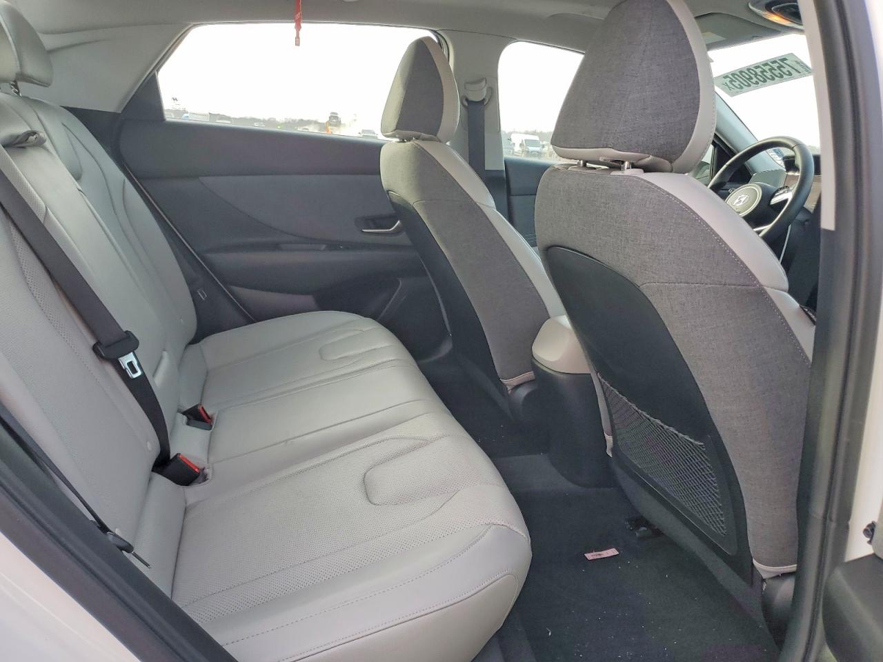 Hyundai ELANTRA Limited