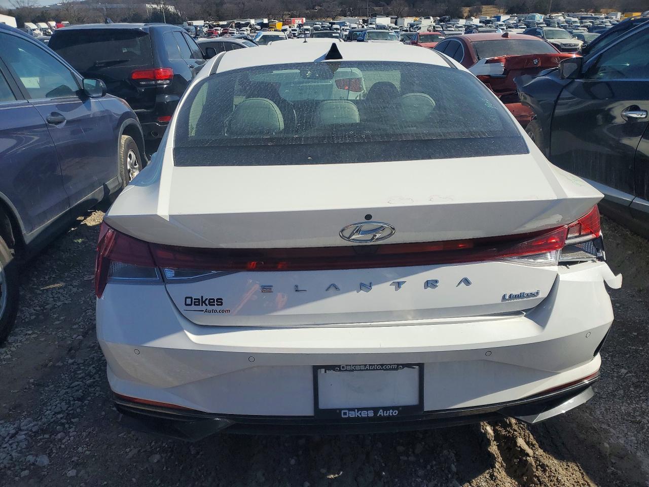 Hyundai ELANTRA Limited