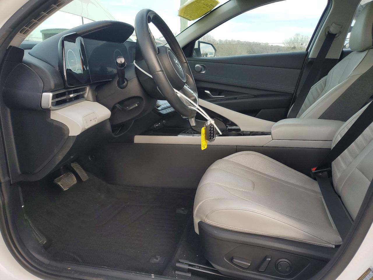 Hyundai ELANTRA Limited