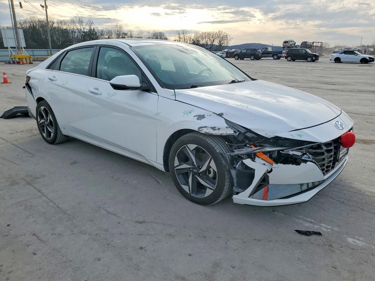 Hyundai ELANTRA Limited