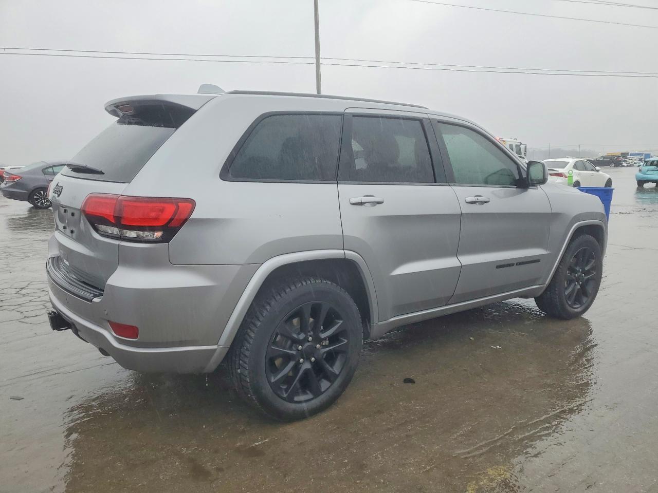 Jeep Grand Cherokee Laredo
