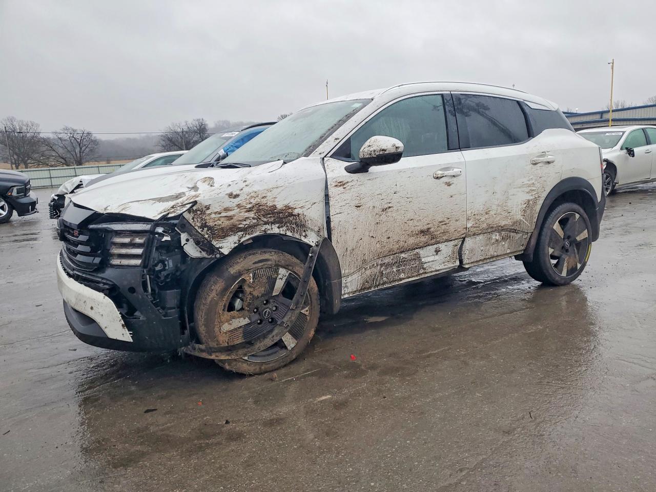 Salvage Nissan Kicks Image