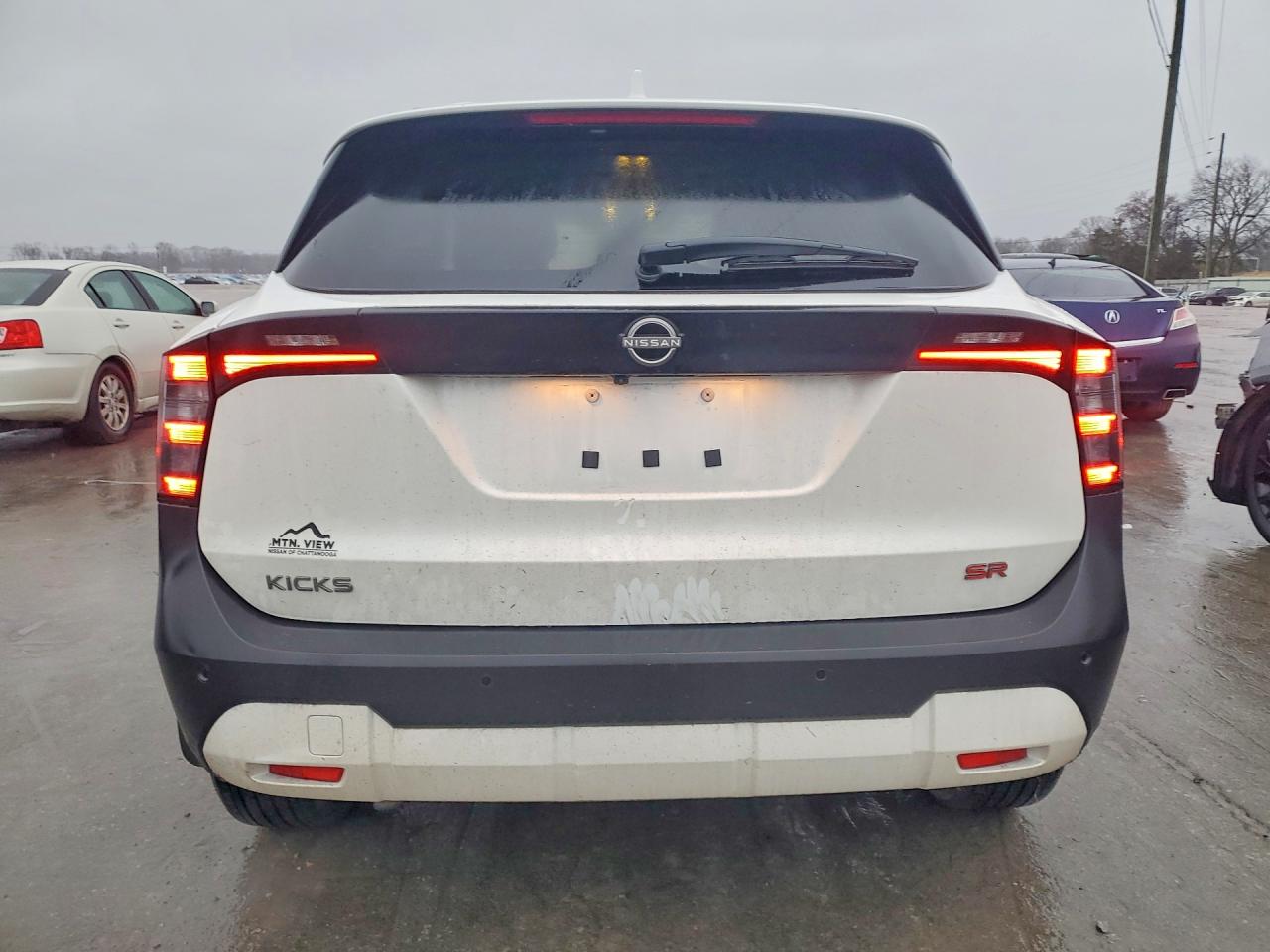Nissan Kicks Sr