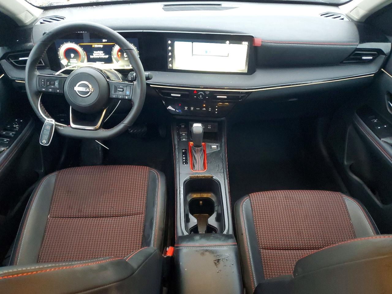 Nissan Kicks Sr