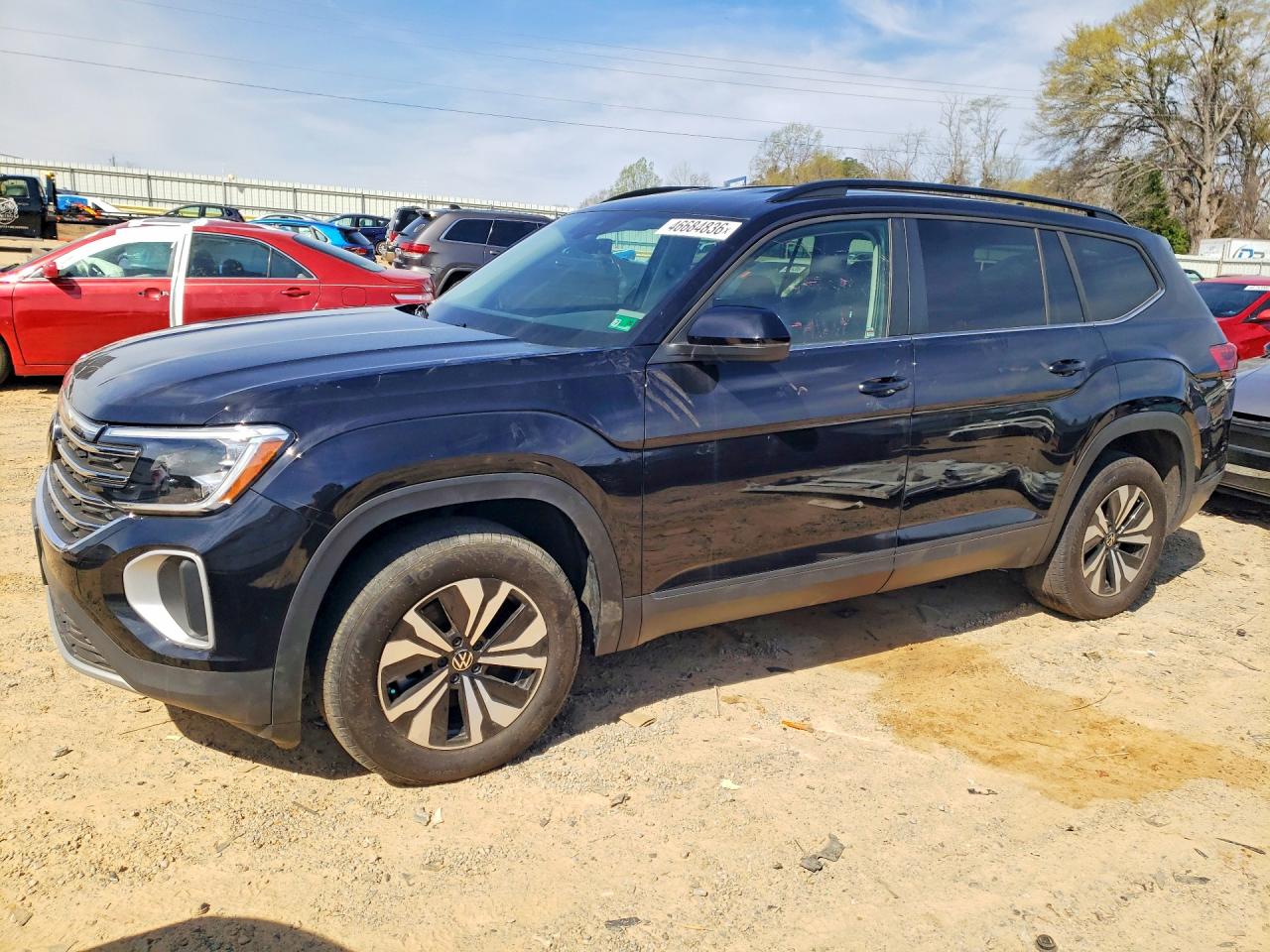 Salvage Volkswagen Atlas Image