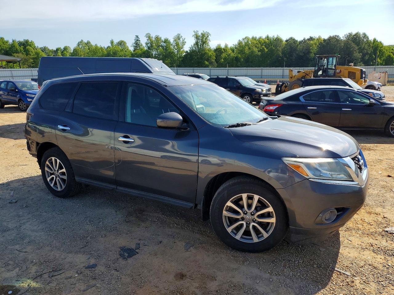 Nissan Pathfinder S