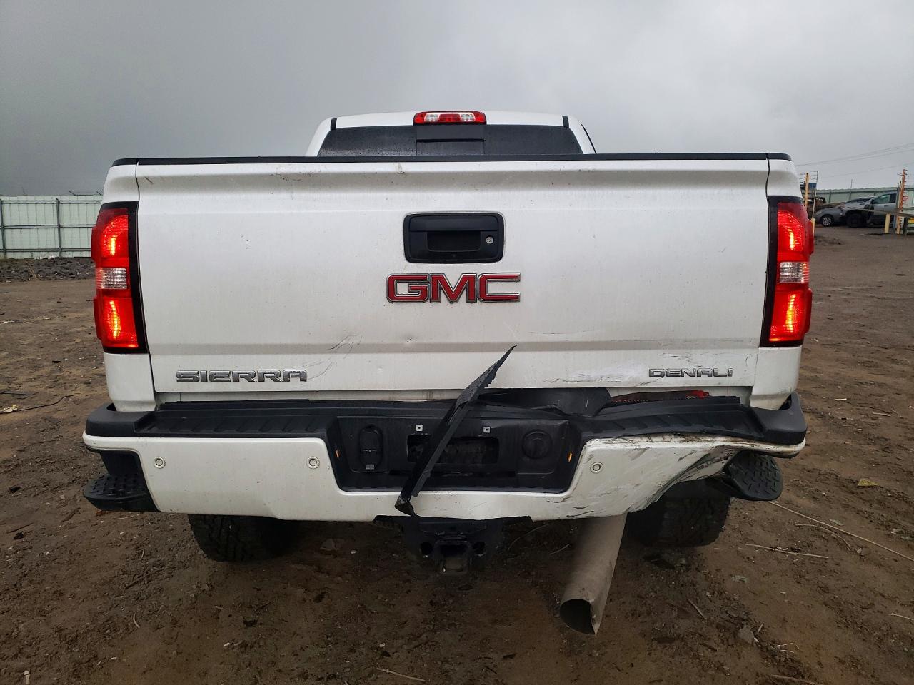 GMC Sierra K2500 Denali