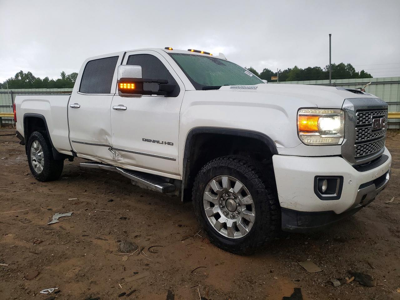 GMC Sierra K2500 Denali