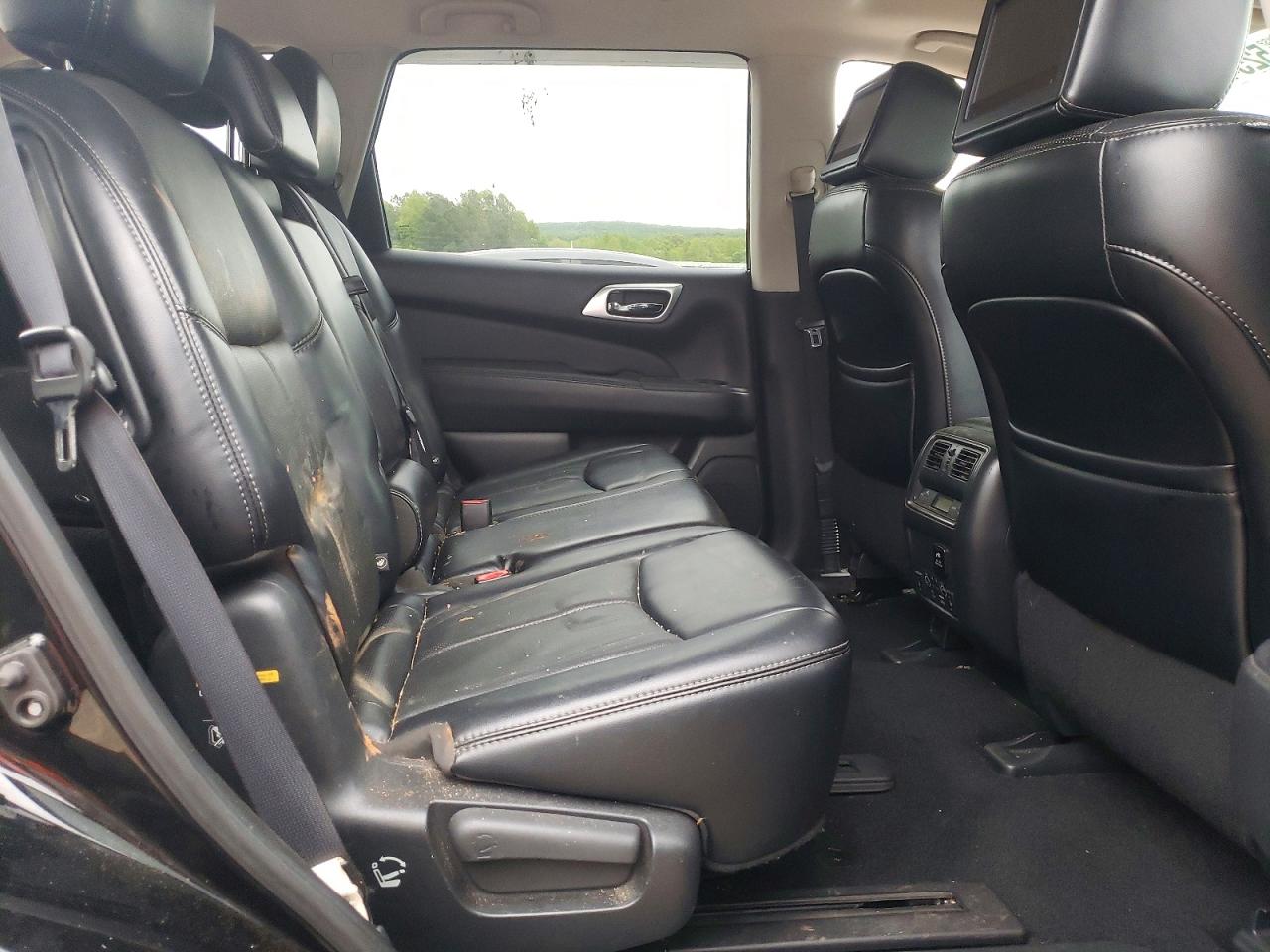 Nissan Pathfinder Platinum