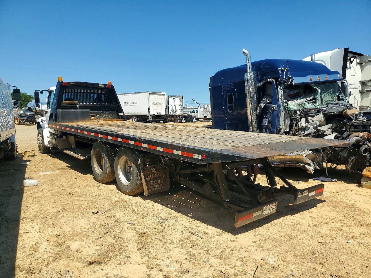 Freightliner M2 106 Medium Duty
