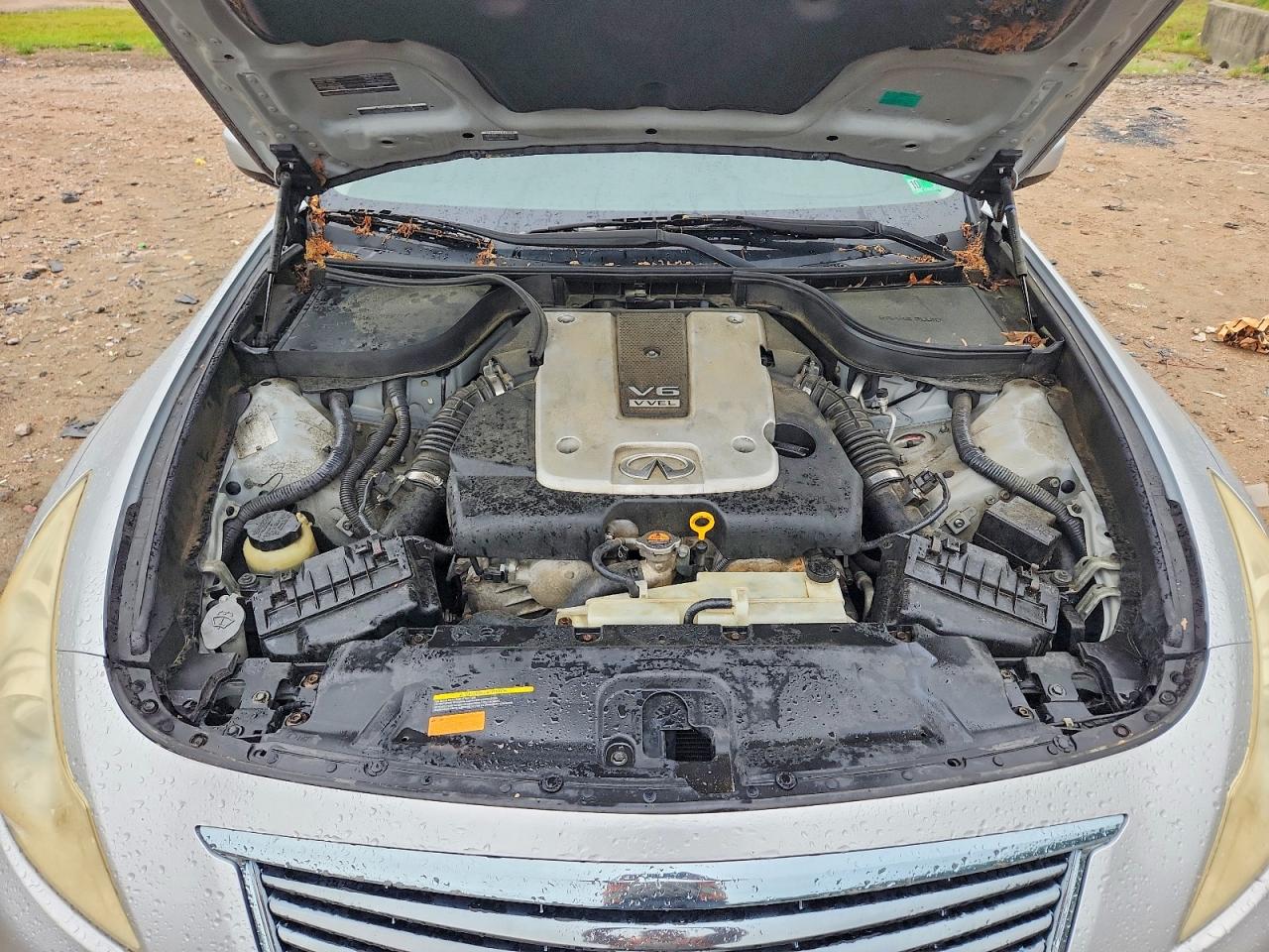 INFINITI G37 Journey