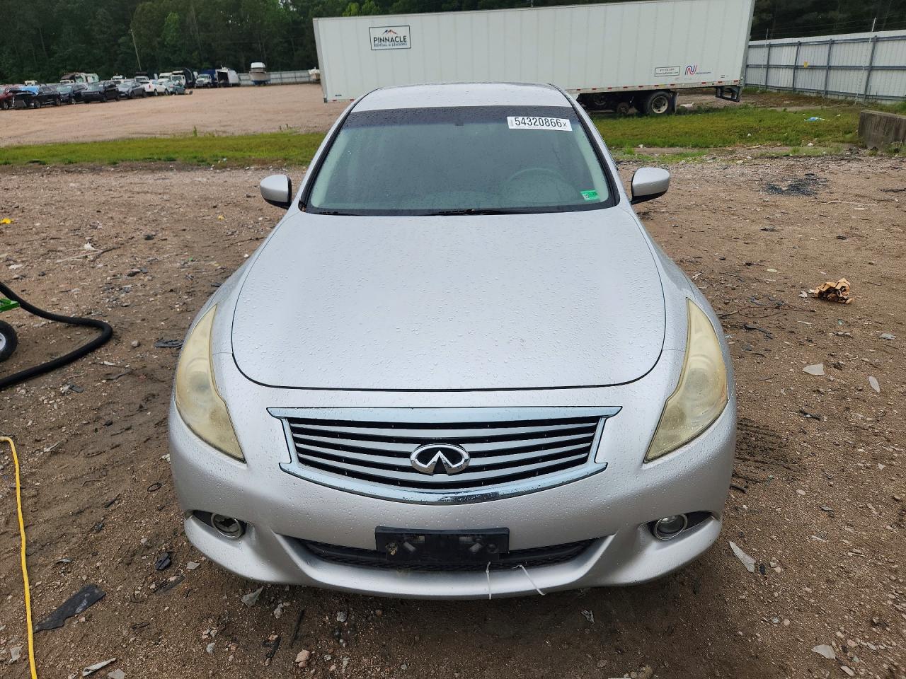 INFINITI G37 Journey